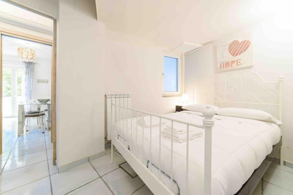 Jessica's House - Parcheggio Interno